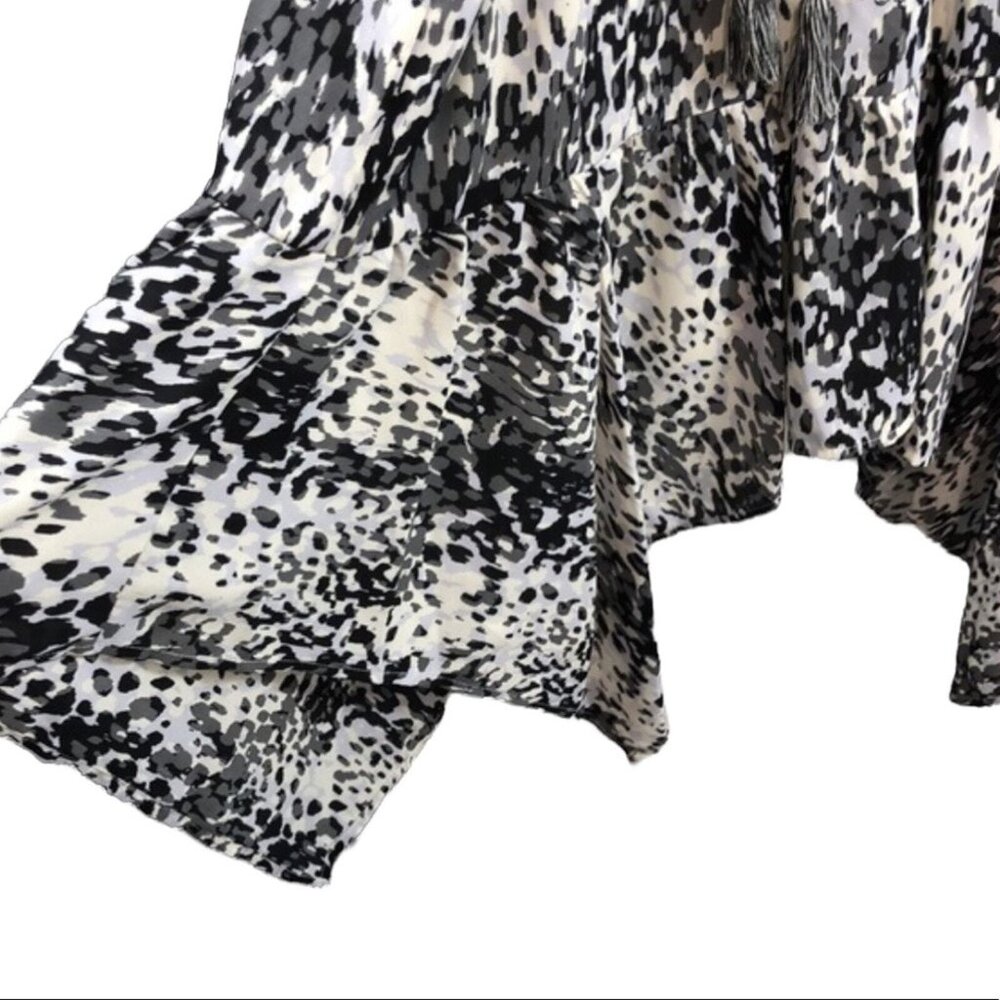 Luxology NWT dress Women’s asymmetrical Spaghetti Strap Black White midi size XL - Picture 6 of 12